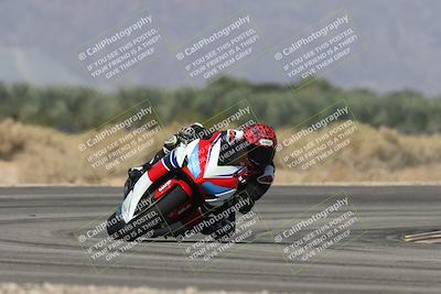 media/Oct-13-2025-Moto Forza (Mon) [[a66d839500]]/2-A Group/Session 3 (Turn 16)/